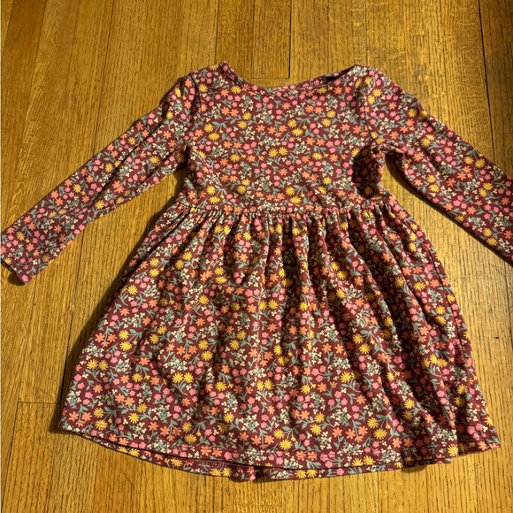 Bundle of 3 dresses all size 5T - Picture 10 of 14